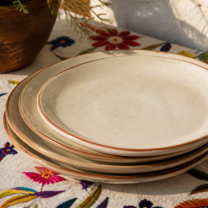 The Comida Casera Serveware